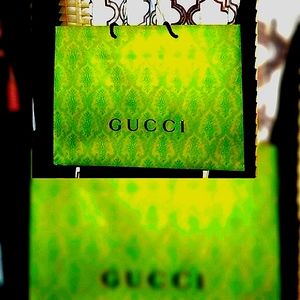 Gucci shopping bag